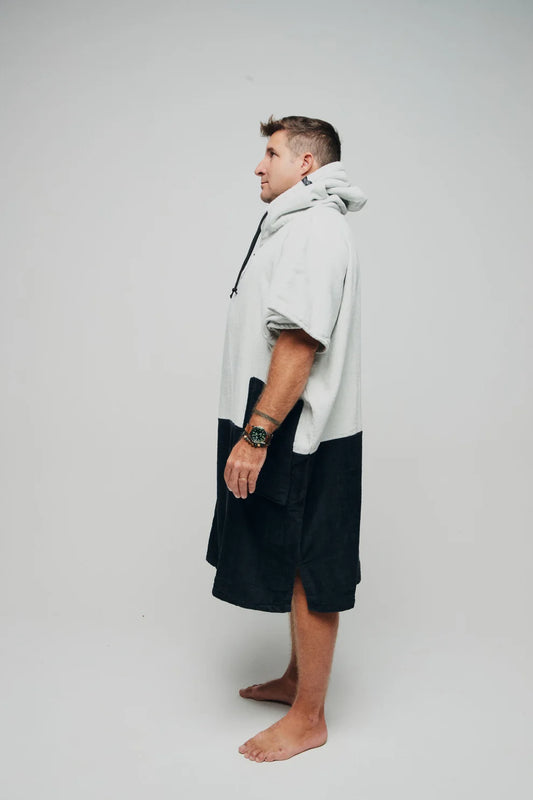All-In Flash Line V Poncho Black Mouse