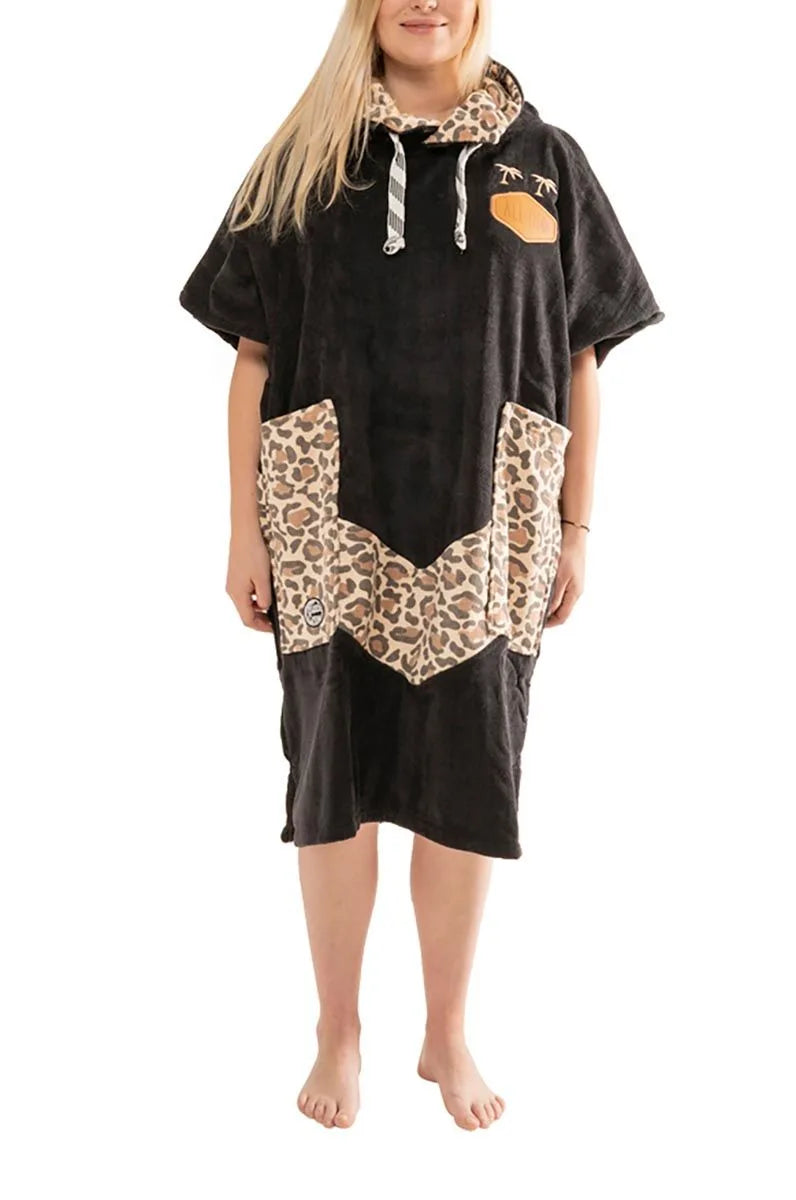 Beach Crew Line V Poncho Black Leopard