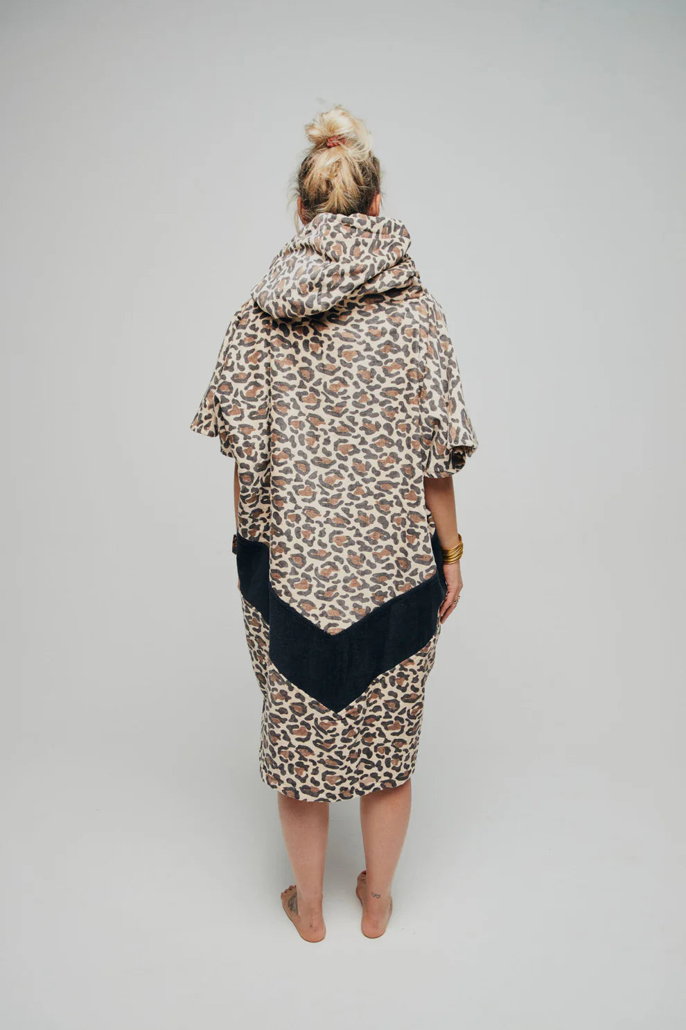 All-In Beach Crew V Poncho Leopard