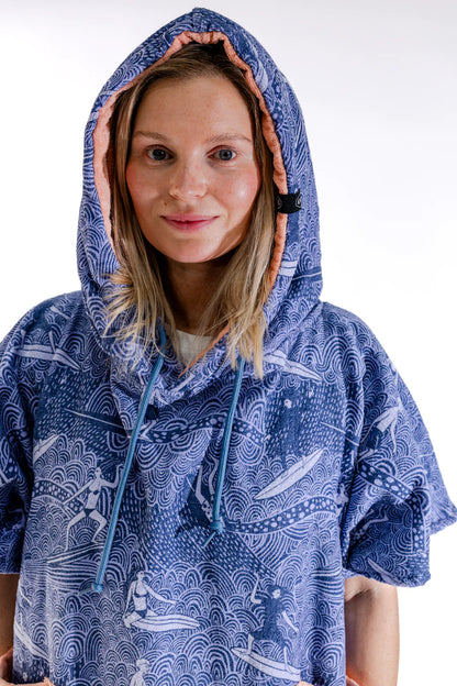 All-In Beach Crew V Poncho Surfing Madame
