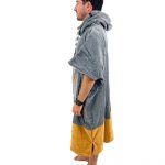 Crew Line V Poncho Grey/Occre